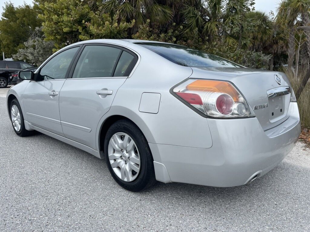 2011 Nissan Altima 2.5~CLEAN CAR~RELIABLE TRANSPORTATION~ONLINE FINANCE AND SHIPPING AVAILABLE!!! Sarasota FL