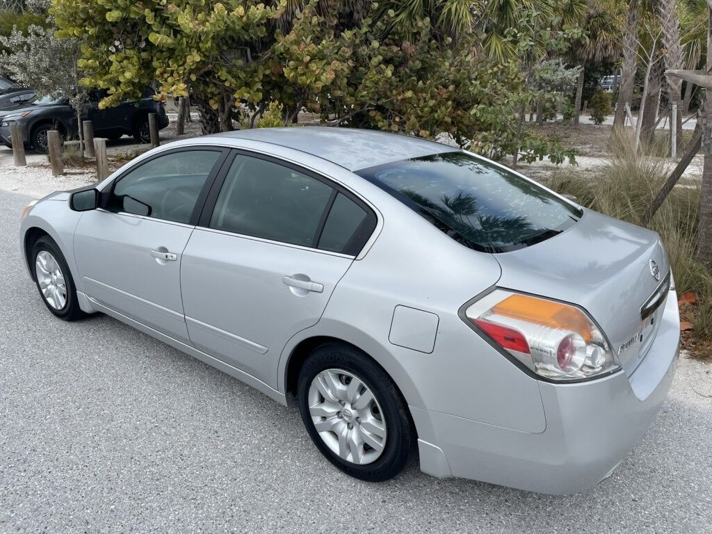 2011 Nissan Altima 2.5~CLEAN CAR~RELIABLE TRANSPORTATION~ONLINE FINANCE AND SHIPPING AVAILABLE!!! Sarasota FL