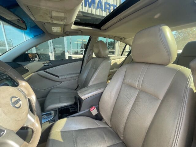 2011 Nissan Altima 3.5 SR Columbia SC 2011 Nissan Altima 3.5 SR Columbia SC