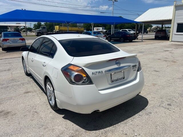 2011 Nissan Altima 3.5 SR