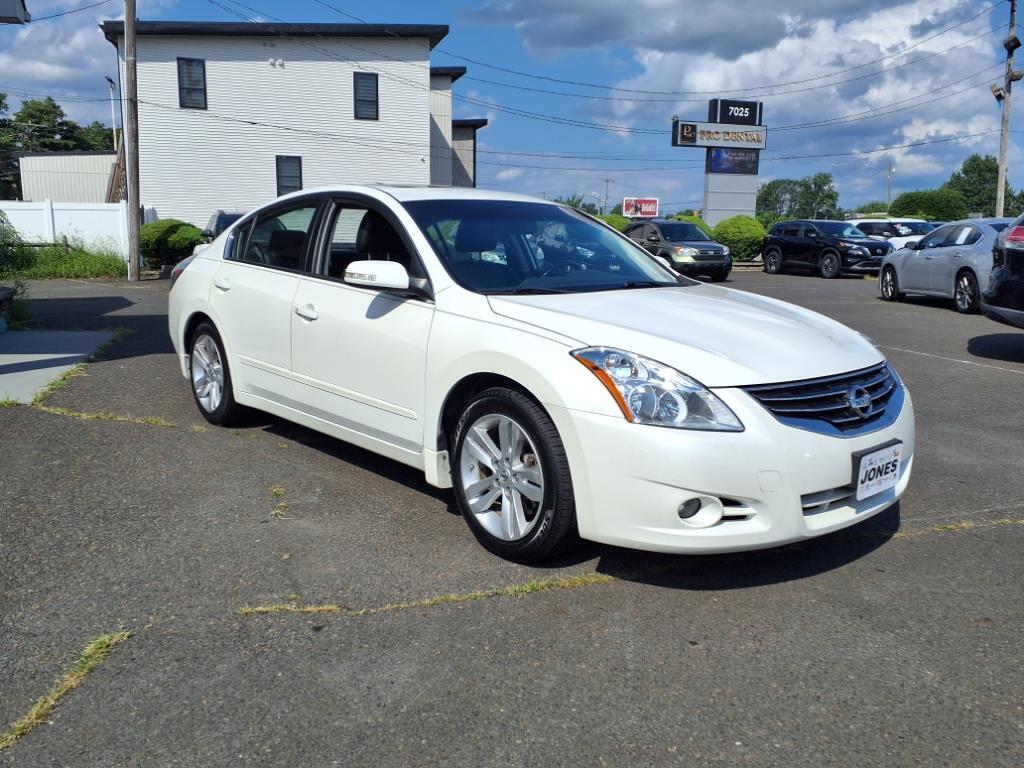 2011 Nissan Altima 3.5 SR
