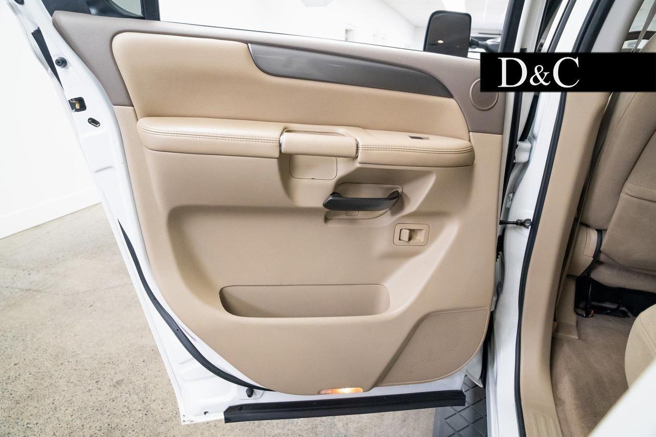 2011 Nissan Armada SV AWD 3rd Row Seating Portland OR