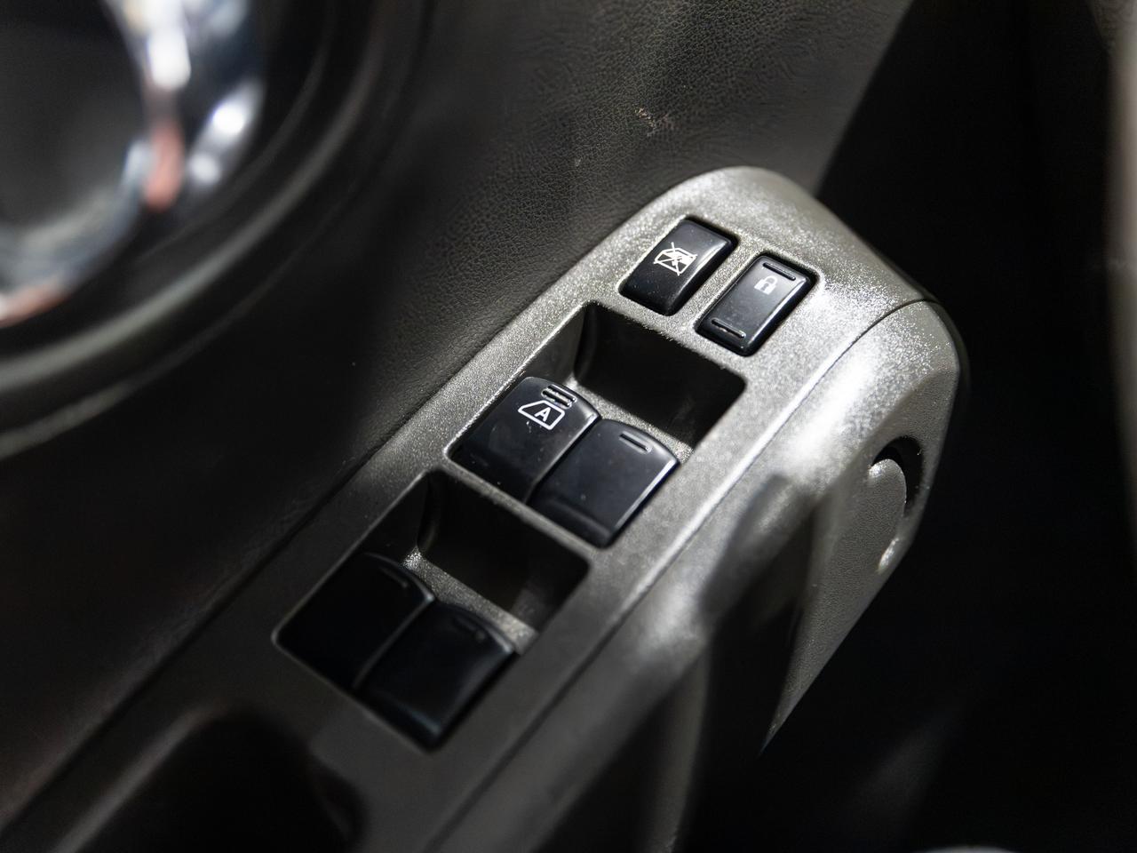 2011 Nissan Cube SL NAV Cranberry PA