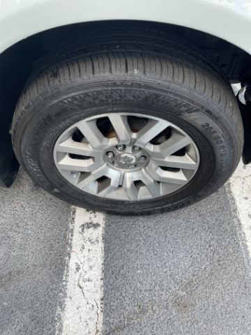 2011 Nissan Frontier SL  Medium Bed Dallas NC