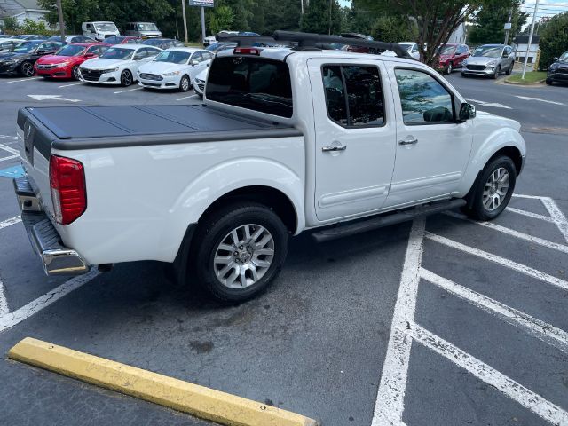 2011 Nissan Frontier SL  Medium Bed Dallas NC