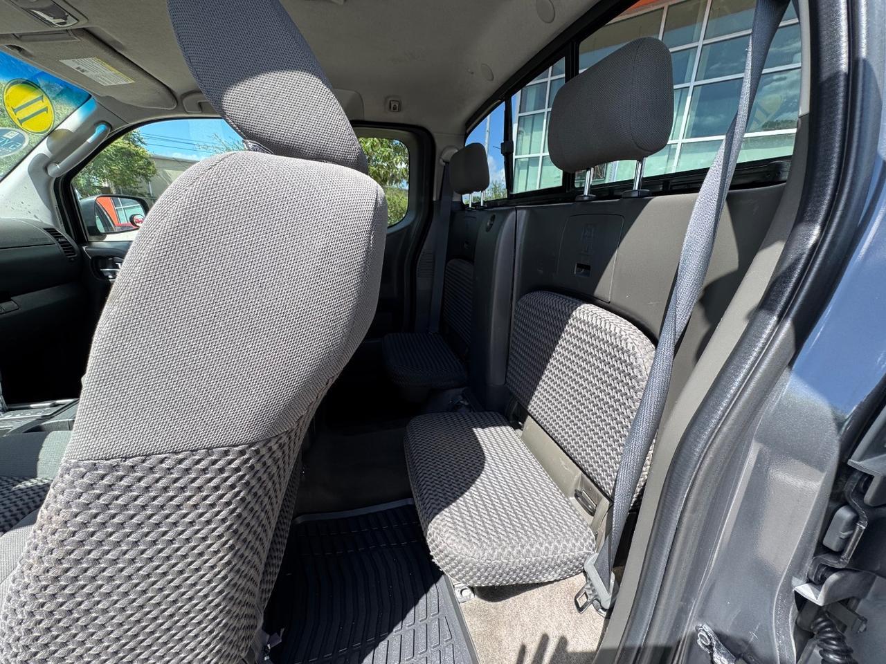 2011 Nissan Frontier SV I4 King Cab 2WD Austin TX