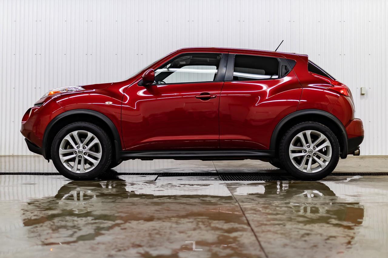 2011 Nissan Juke AWD SV Nav Roof BCam Red Deer AB