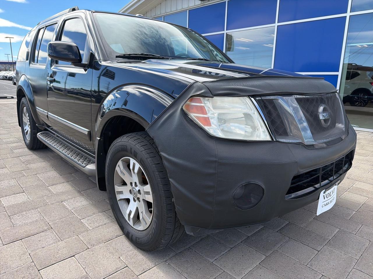 2011 Nissan Pathfinder Silver