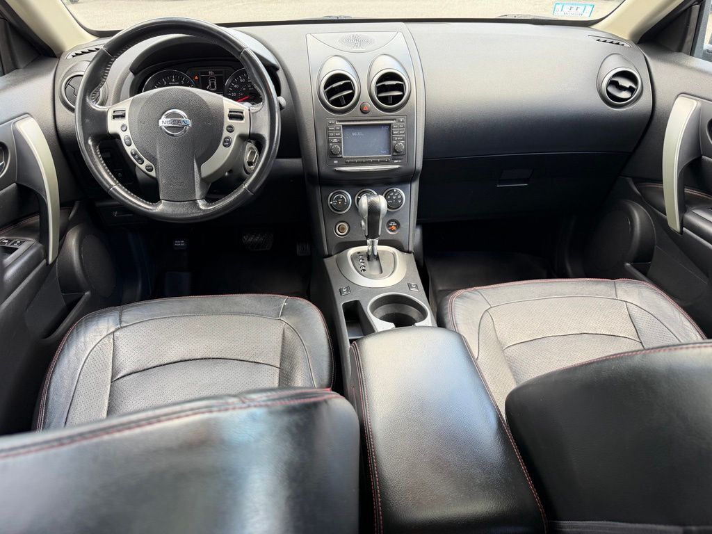 2011 Nissan Rogue SV Orange MA