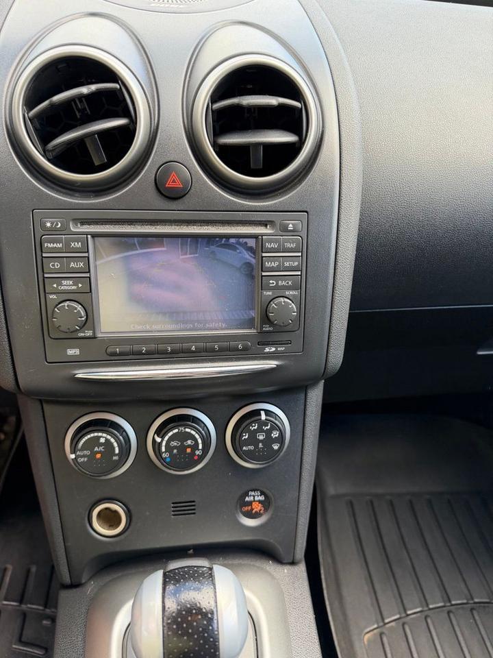 2011 Nissan Rogue SV Orange MA