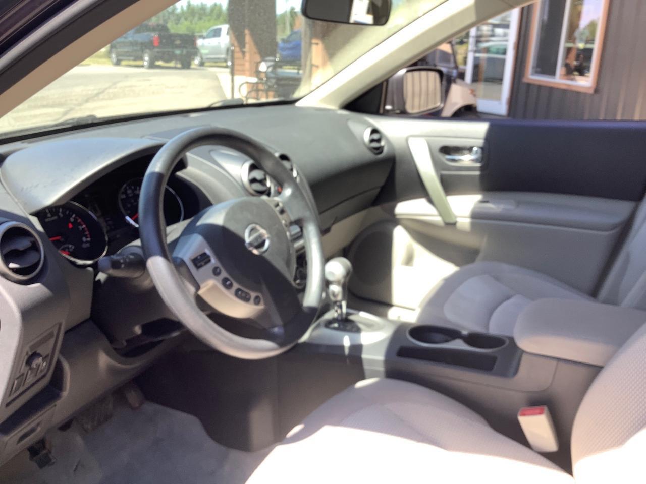 2011 Nissan Rogue SV Hayden ID