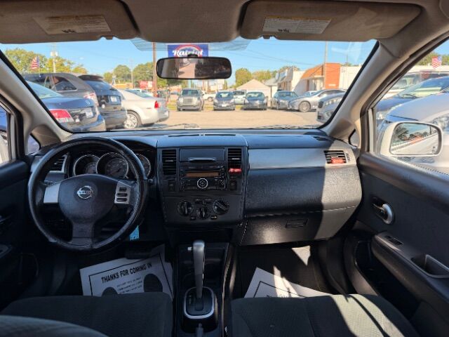2011 Nissan Versa . Norfolk VA