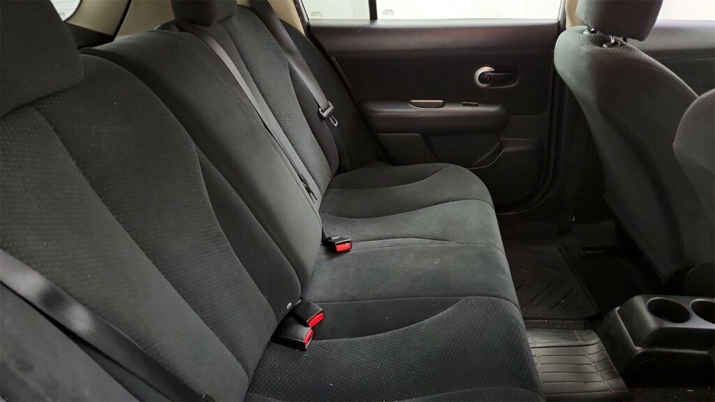 2011 Nissan Versa 1.8 S Laurel MD