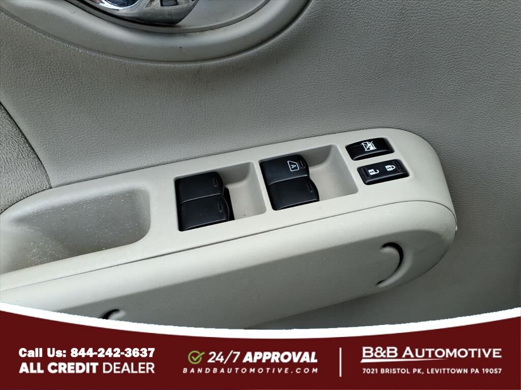 2011 Nissan cube Levittown PA