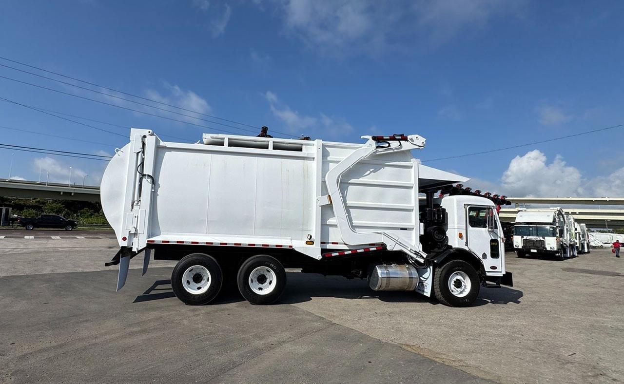 2011 Peterbilt 320 40 yard EZ Pack Front Loader Garbage Truck Tampa FL