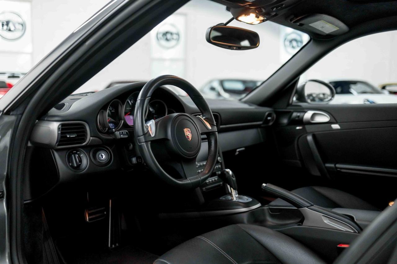 2011 Porsche 911 Carrera
