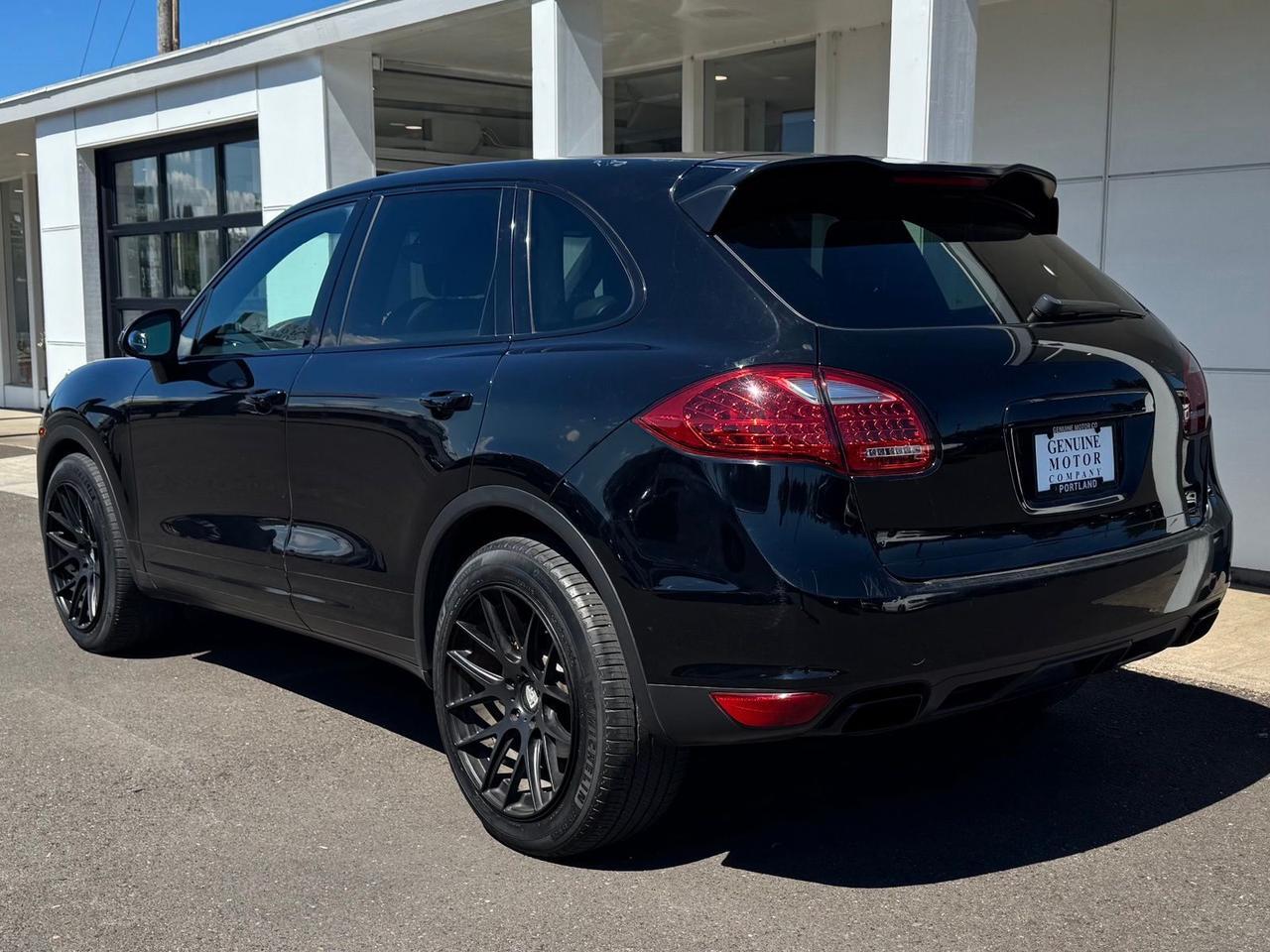 2011 Porsche Cayenne Base