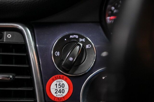 2011 Porsche Panamera Base photo 24