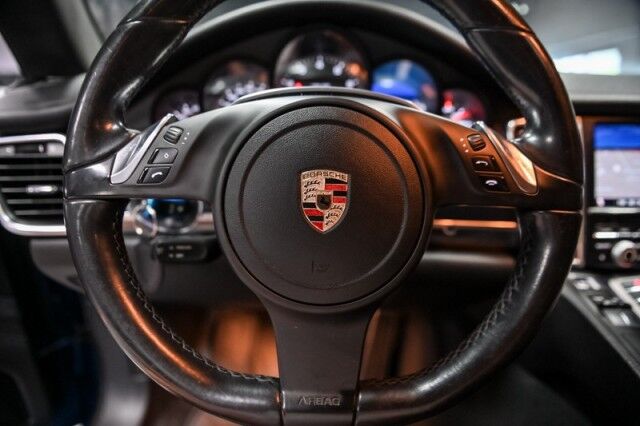 2011 Porsche Panamera Base photo 18