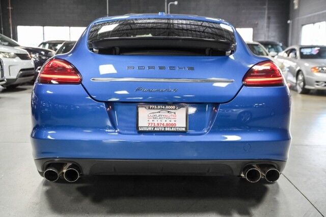 2011 Porsche Panamera Base photo 56
