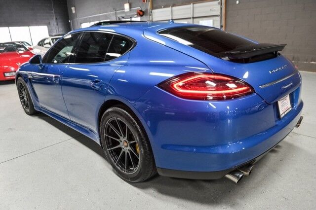 2011 Porsche Panamera Base photo 55