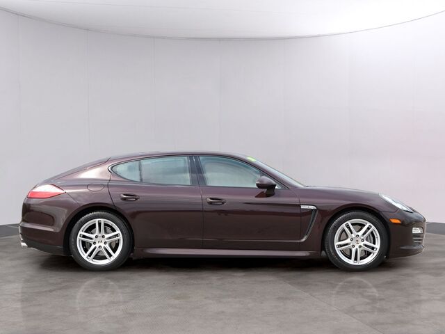 2011 Porsche Panamera 4 Oshkosh WI