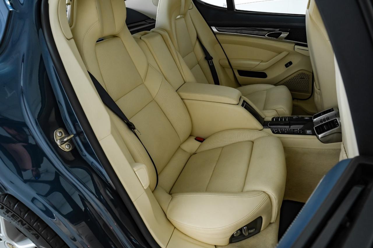 2011 Porsche Panamera 4S AWD NAVIGATION SUNROOF LEATHER SEATS REAR CAMERA BOSE SOUND SYSTEM BLUETOOTH Carrollton TX