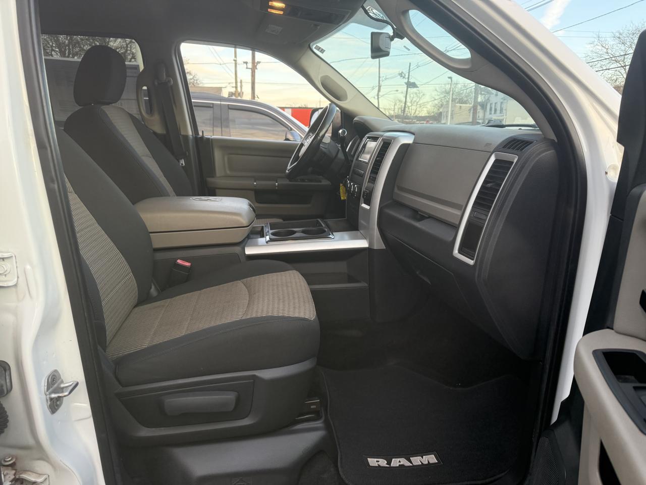 2011 RAM 2500 Big Horn 4x4 4dr Crew Cab 6.3 ft. SB Pickup Edison NJ