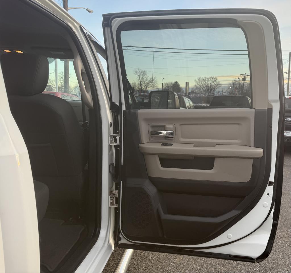 2011 RAM 2500 Big Horn 4x4 4dr Crew Cab 6.3 ft. SB Pickup Edison NJ