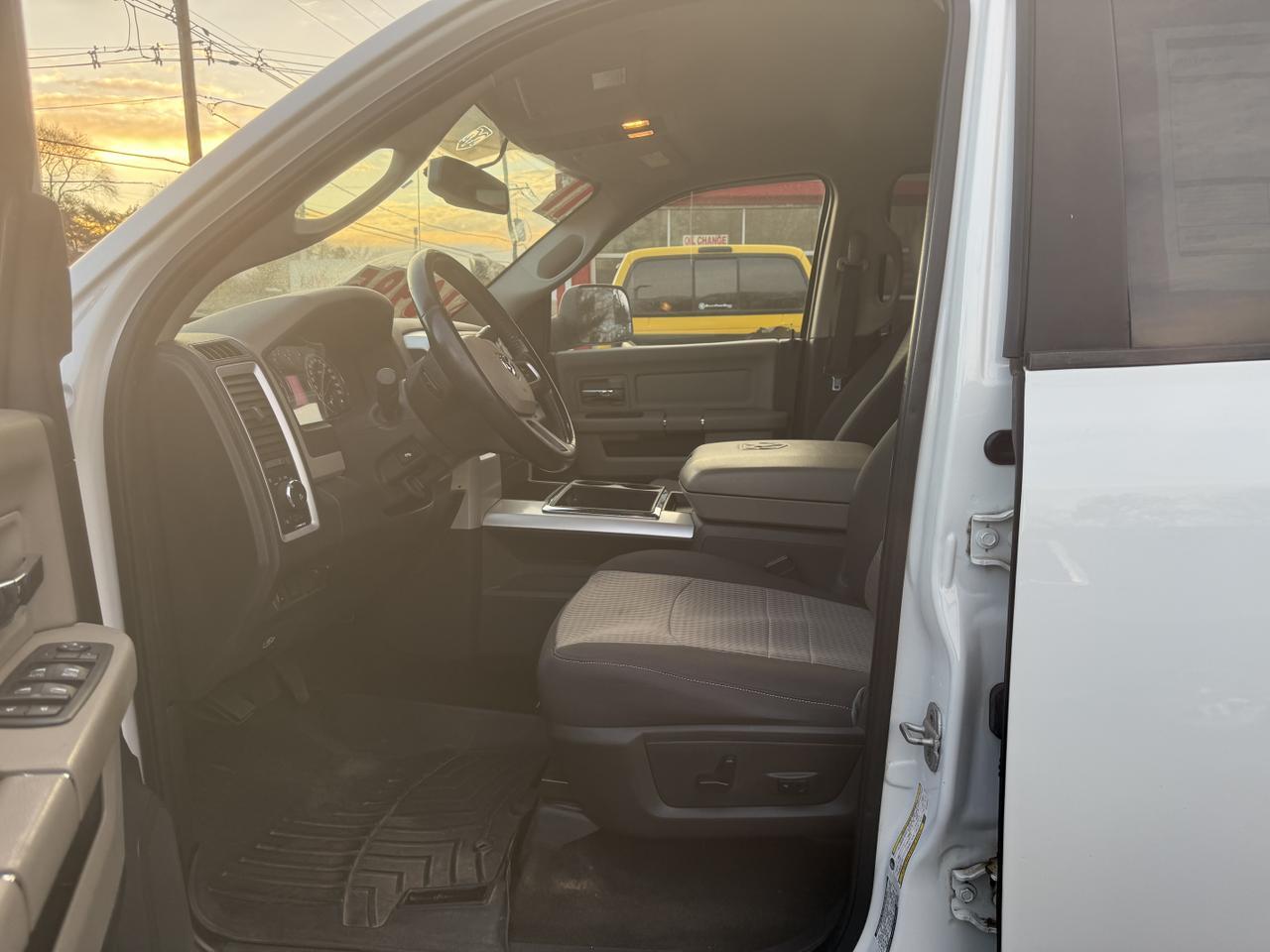 2011 RAM 2500 Big Horn 4x4 4dr Crew Cab 6.3 ft. SB Pickup Edison NJ