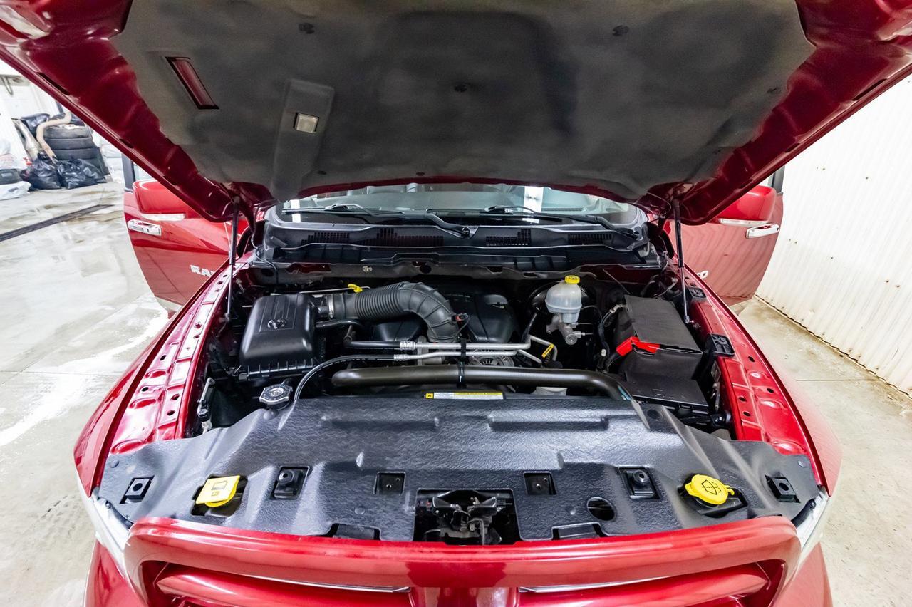 2011 Ram 1500 4X4 Crew Cab Sport Leather Roof Nav Red Deer AB