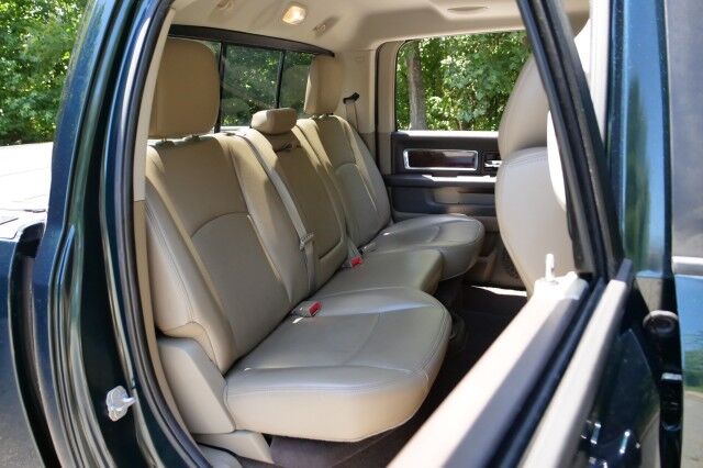 2011 Ram 1500 Laramie 4X4 / 5.7L V8 / Heated & Cooled Seats! High Point NC