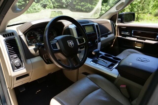2011 Ram 1500 Laramie 4X4 / 5.7L V8 / Heated & Cooled Seats! High Point NC