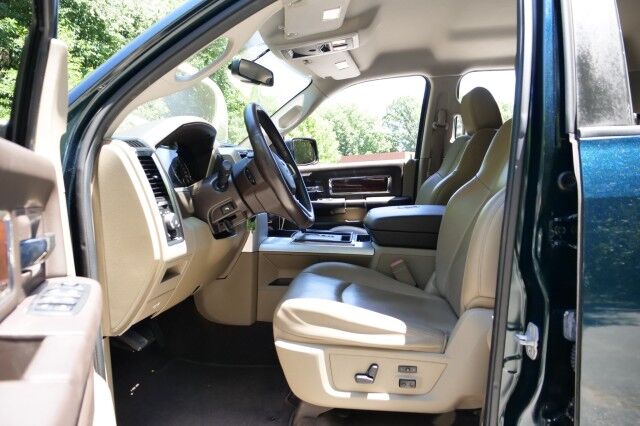 2011 Ram 1500 Laramie 4X4 / 5.7L V8 / Heated & Cooled Seats! High Point NC
