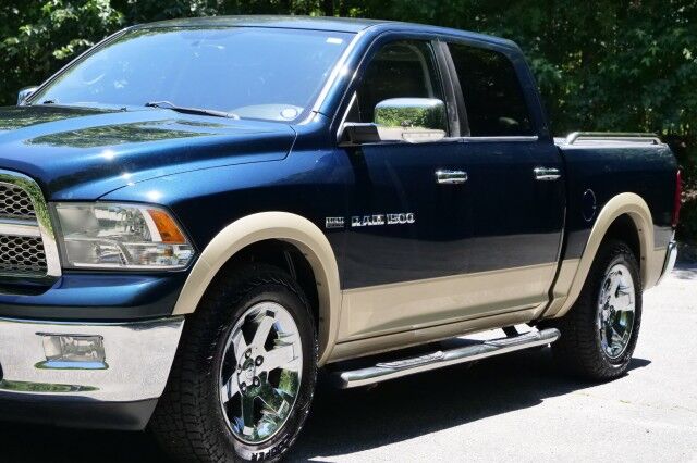 2011 Ram 1500 Laramie 4X4 / 5.7L V8 / Heated & Cooled Seats! High Point NC