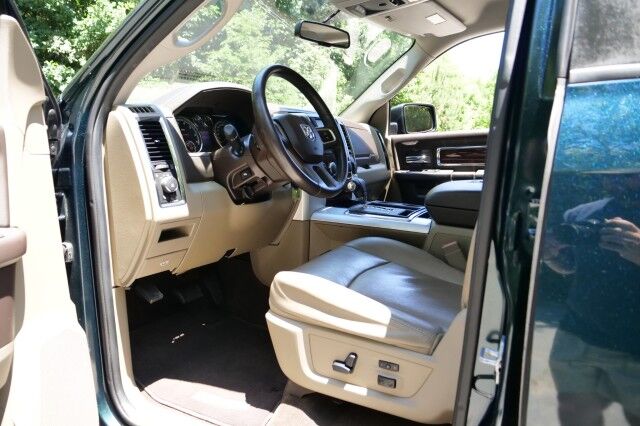 2011 Ram 1500 Laramie 4X4 / 5.7L V8 / Heated & Cooled Seats! High Point NC