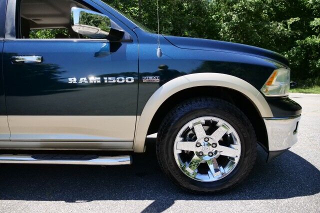 2011 Ram 1500 Laramie 4X4 / 5.7L V8 / Heated & Cooled Seats! High Point NC
