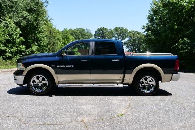 2011 Ram 1500 Laramie 4X4 / 5.7L V8 / Heated & Cooled Seats! High Point NC