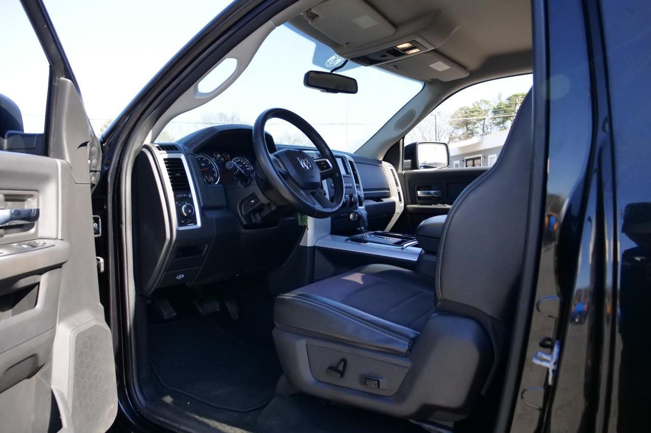 2011 Ram 1500 Sport 4X4 / 5.7L V8 / Performance Hood! Lincolnton NC