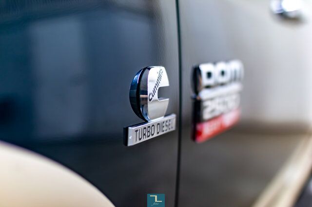 2011 Ram 2500 4x4 Crew Cab Laramie Diesel Leather Roof Nav Red Deer AB