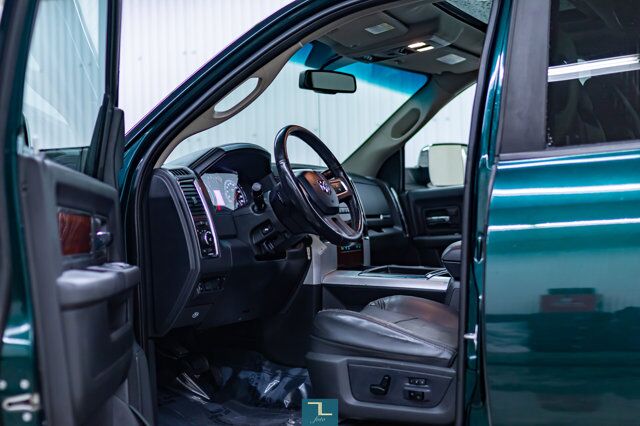 2011 Ram 2500 4x4 Crew Cab Laramie Diesel Leather Roof Nav Red Deer AB