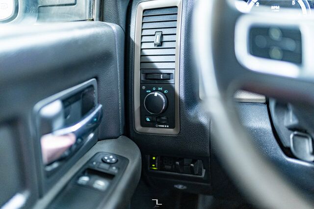 2011 Ram 2500 4x4 Reg Cab ST Longbox Power Lift Tailgate Red Deer AB