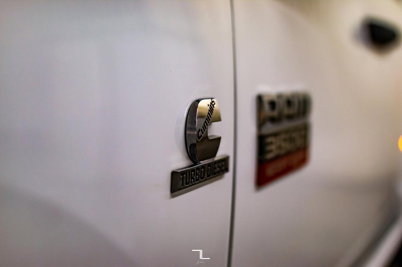 2011 Ram 3500 4x4 Mega Cab SLT Dually Diesel Red Deer AB