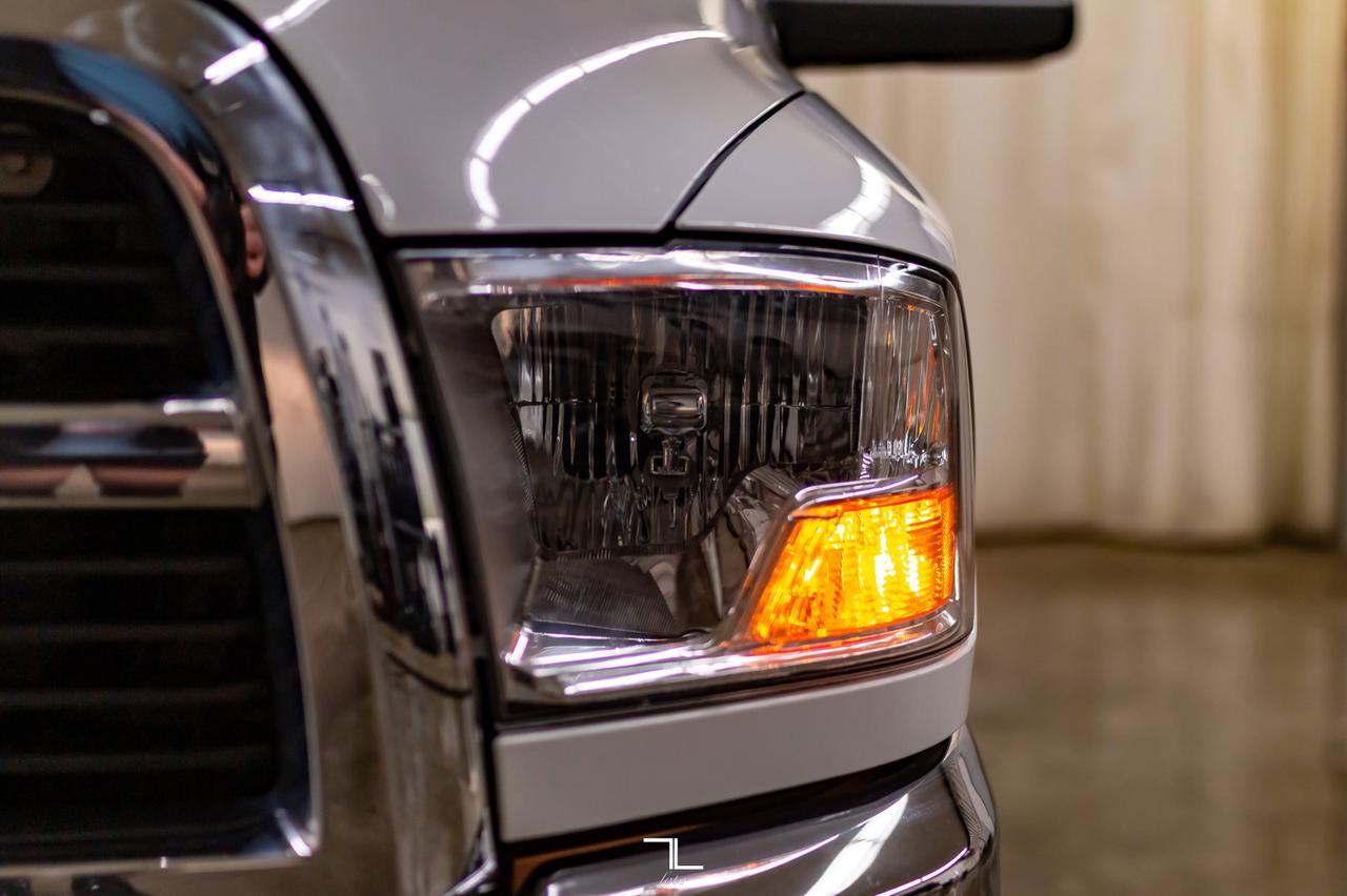 2011 Ram 3500 4x4 Mega Cab SLT Dually Diesel Red Deer AB