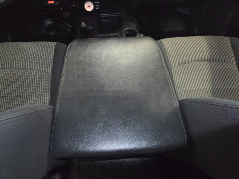 2011 Ram 3500 SLT Flatbed Dually 6.7L Diesel AISIN Tool Boxes Gooseneck FREE WARRANTY Arlington TX