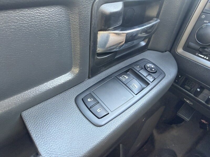 2011 Ram 5500 4x4 Diesel Flatbed w/ Lift Gate ST Collinsville OK