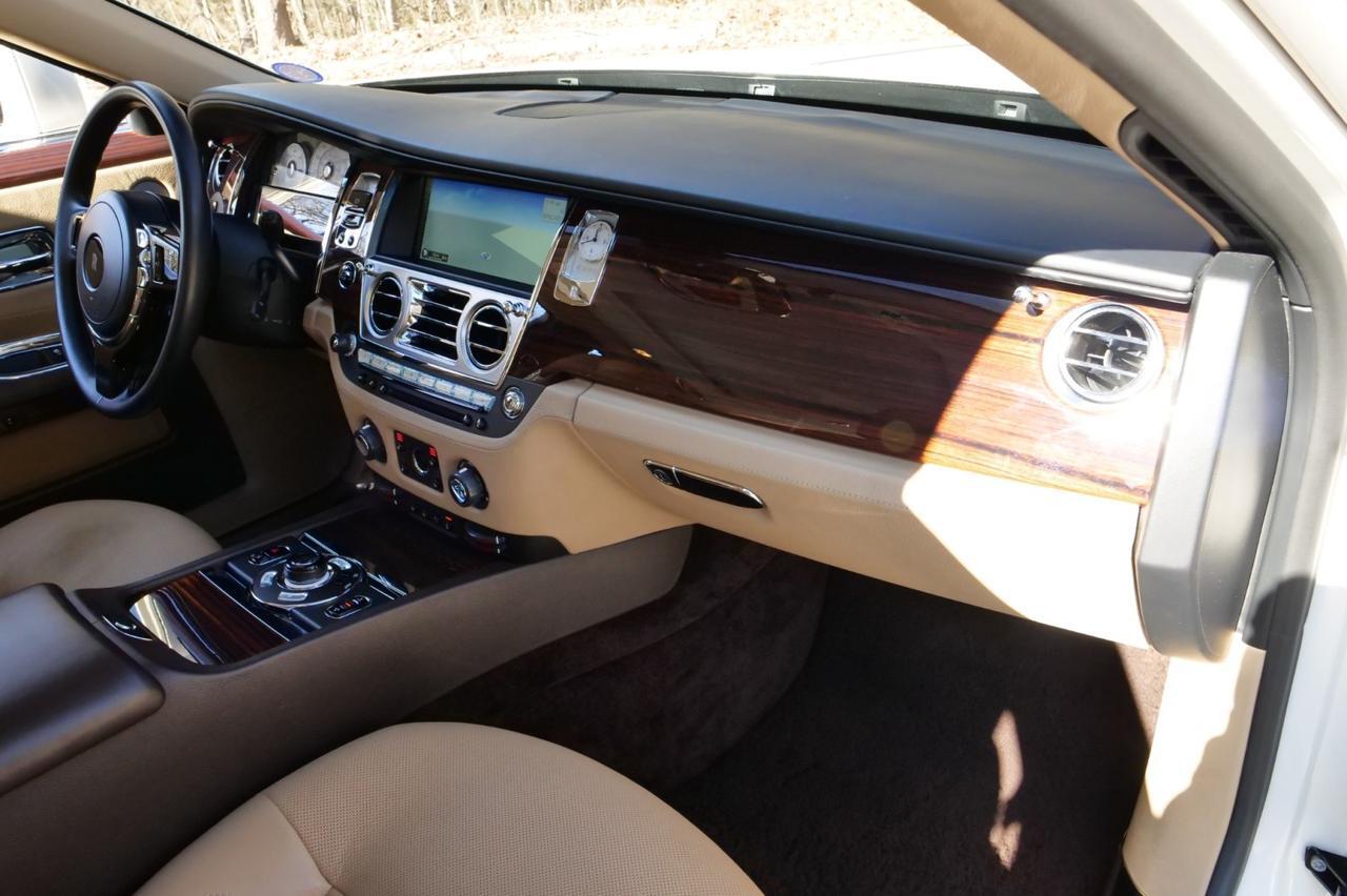 2011 Rolls-Royce Ghost / Massage Seats / V12 / Extended Leather / Picnic Tables! Lincolnton NC