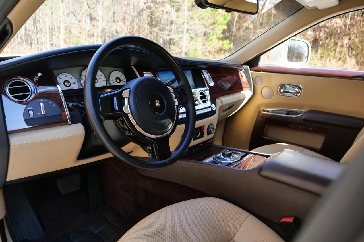 2011 Rolls-Royce Ghost / Massage Seats / V12 / Extended Leather / Picnic Tables! Lincolnton NC