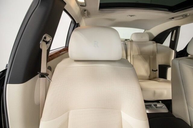 2011 Rolls-Royce Ghost ($315 ,050 MSRP!!) *ONLY 2200 MILES SINCE NEW* *1-OWNER SINCE NEW* *BIG OPTION LIST* San Diego CA