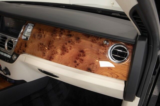 2011 Rolls-Royce Ghost ($315 ,050 MSRP!!) *ONLY 2200 MILES SINCE NEW* *1-OWNER SINCE NEW* *BIG OPTION LIST* San Diego CA
